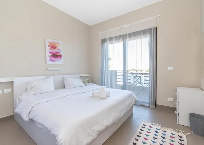 Villa 4 Bdr With Private Heated Pool In Sabina Hurgada