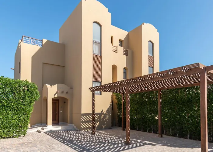 Villa 4 Bdr With Private Heated Pool In Sabina *