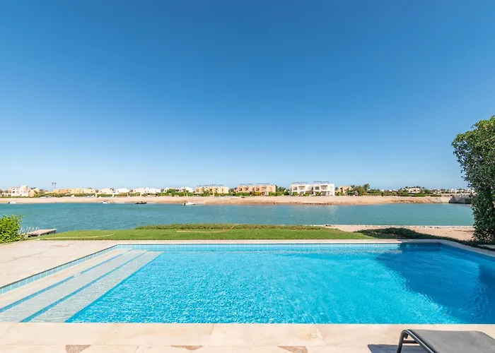 4 Bdr With Private Heated Pool In Sabina Villa Hurgada