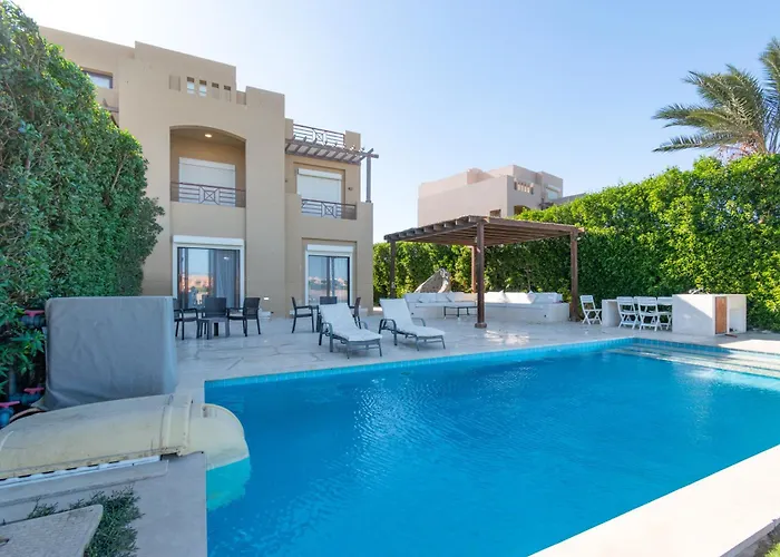 4 Bdr With Private Heated Pool In Sabina Villa *