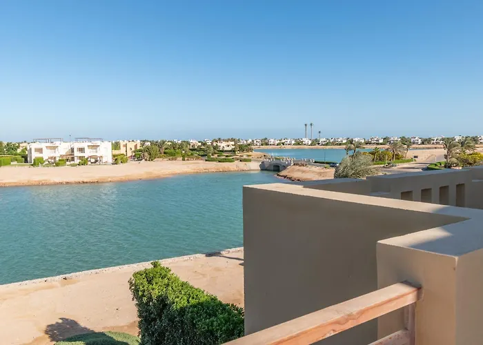 Villa 4 Bdr With Private Heated Pool In Sabina