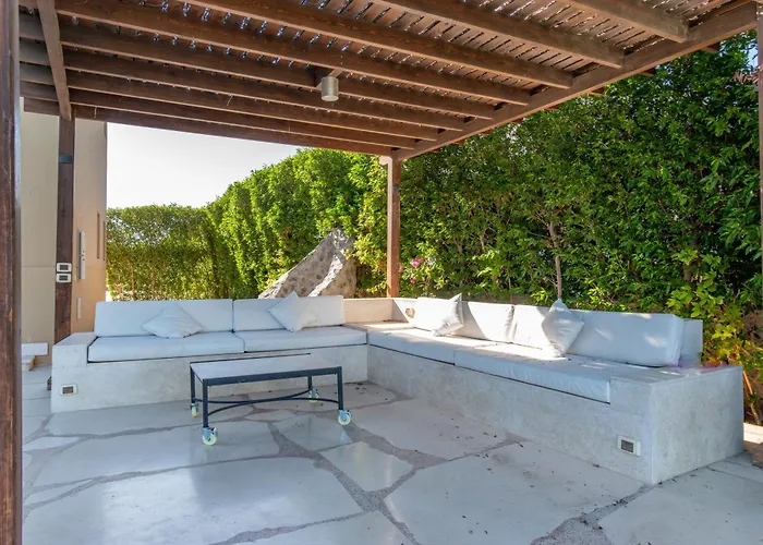 4 Bdr With Private Heated Pool In Sabina